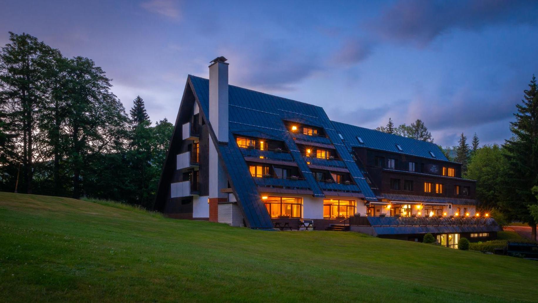 Wellness Hotel Sedy Vlk Harrachov Dış mekan fotoğraf